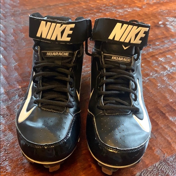Men’s Nike Baseball Cleats. Size 9. Used - Picture 2 of 8